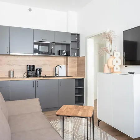 Johouse 10 Apartment